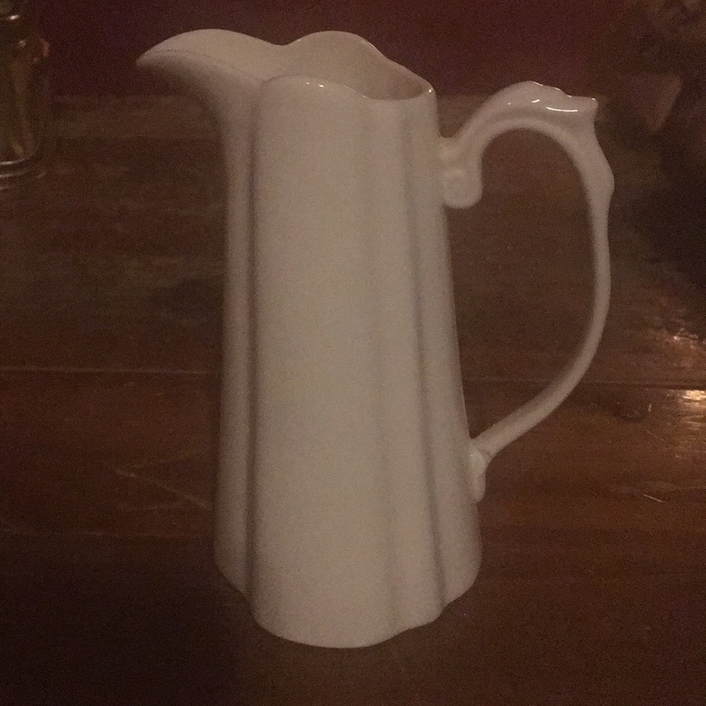 I.Godinger&Co porcelain milk vase, vintage
